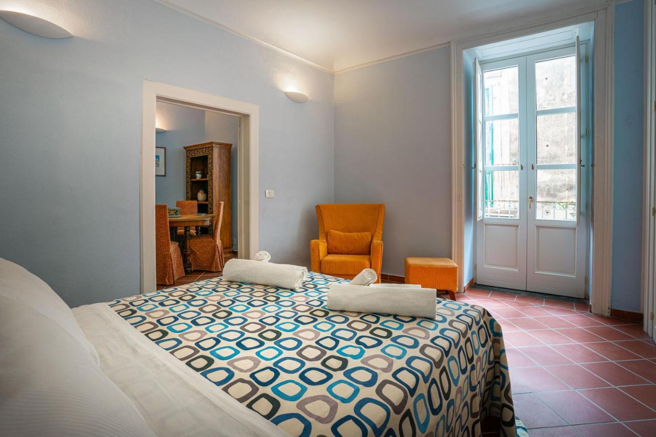 I Tre Balconi Di Via Roma Apartment Syracuse Exterior photo